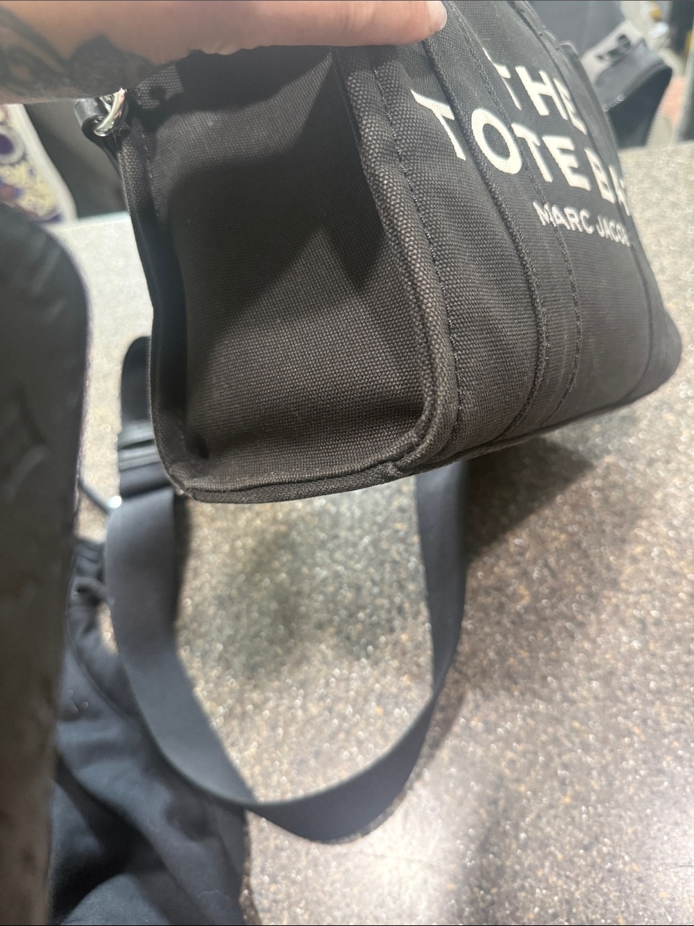 Marc Jacobs Black Canvas 'The Tote Bag' with White Logo and original straps - Picture 5 of 7